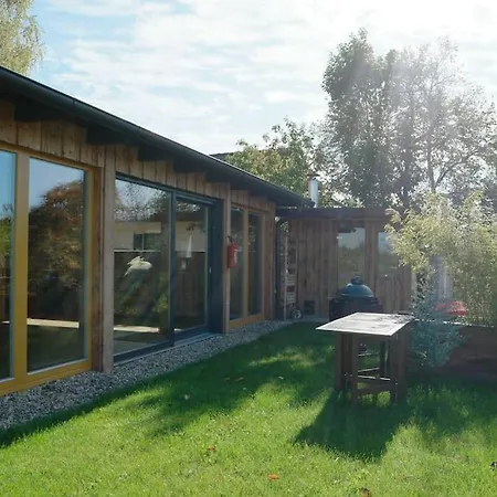 Wohlfuehlhaus Mit Grossem Garten Zgornja Kungota